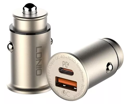 Cigarrera cargador  LDNIO C506Q Con puerto USB Y TIPO C
