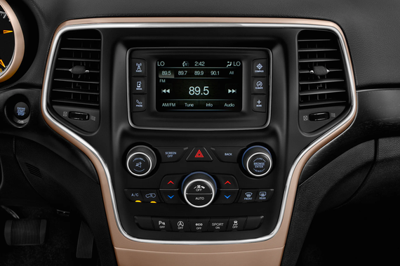 Consola Jeep Grand Cheroke 2014-2017 9" Pulgadas