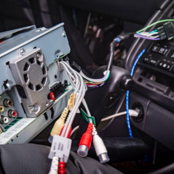 Servicio de Caida de Tension  para que no se reinicia la autoradio